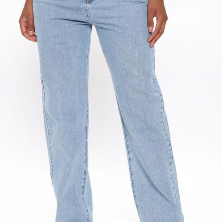 All That Matters Straight Leg Jeans - Light Blue Wash