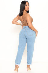 In The Moment No Stretch Loose Fit Mom Jeans - Light Blue Wash