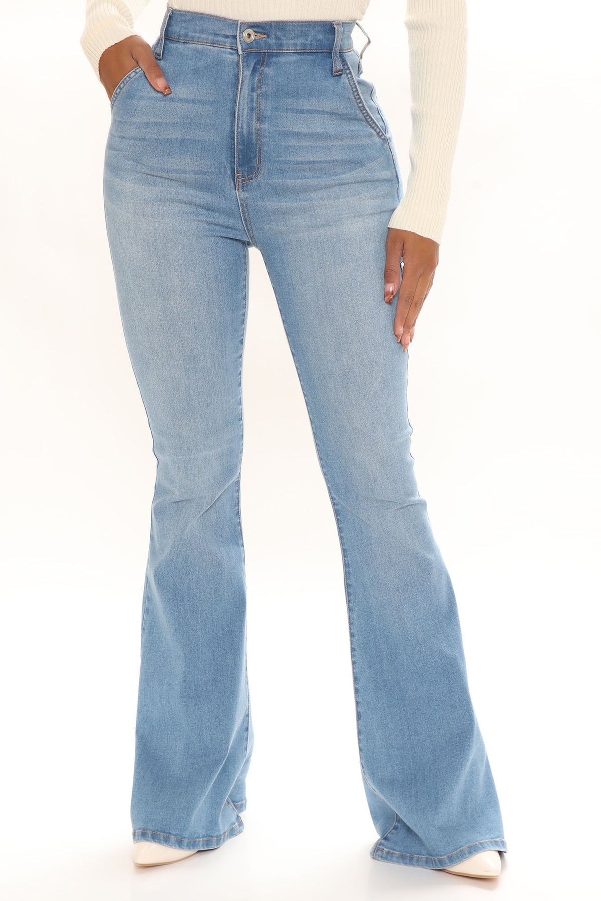 Oh She's Fancy Classic Stretch Flare Jeans - Light Blue Wash – VP Clothes