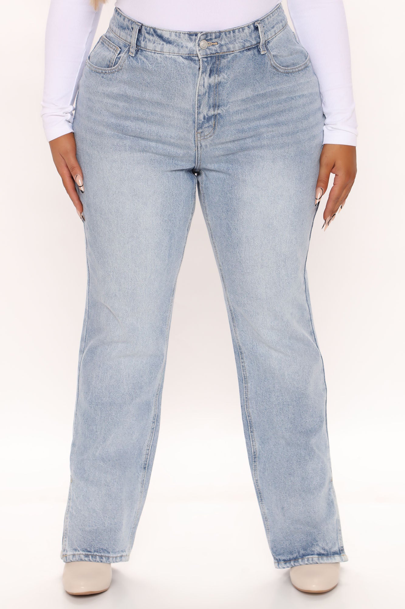 Light Blue Wash Ripped Staight Leg Jean
