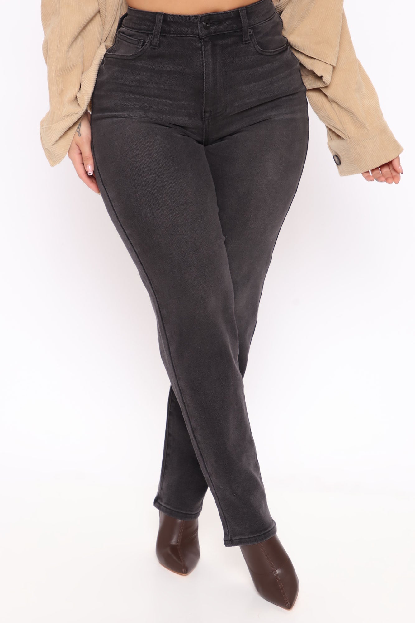 Classic Tapered Mom Jeans - Black