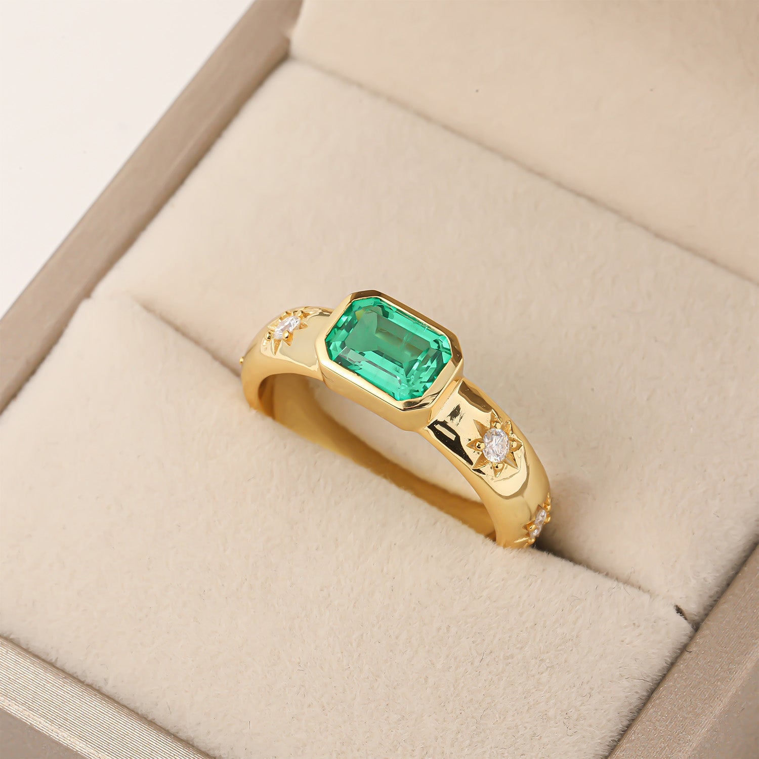 Emerald Poesy Stackable Ring Gilded