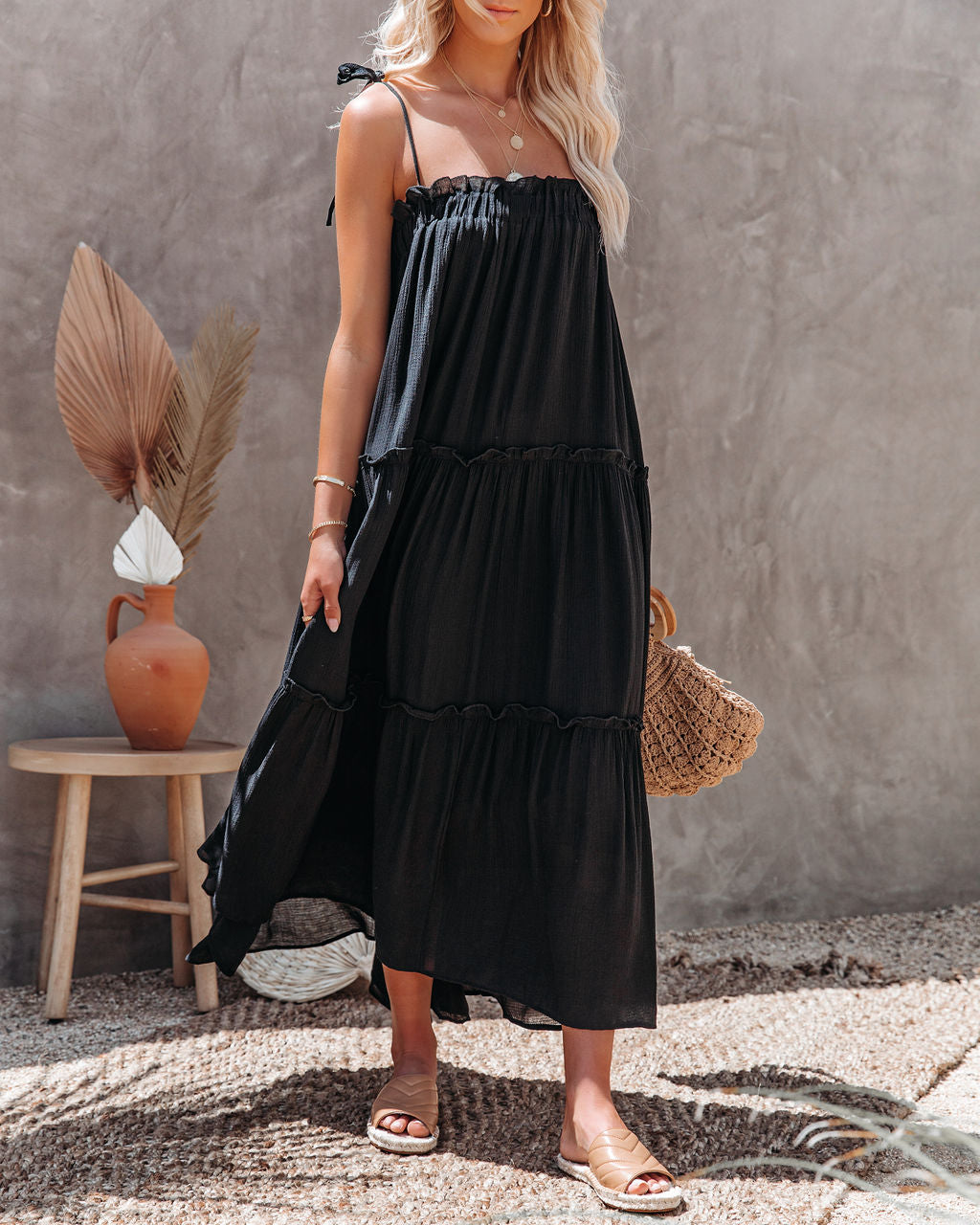 Catch The Sun Tiered Midi Dress - Black – VP Clothes