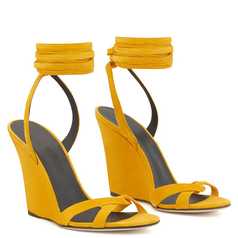 Vintage Ankle Strap Suede Wedge Sandals - Yellow